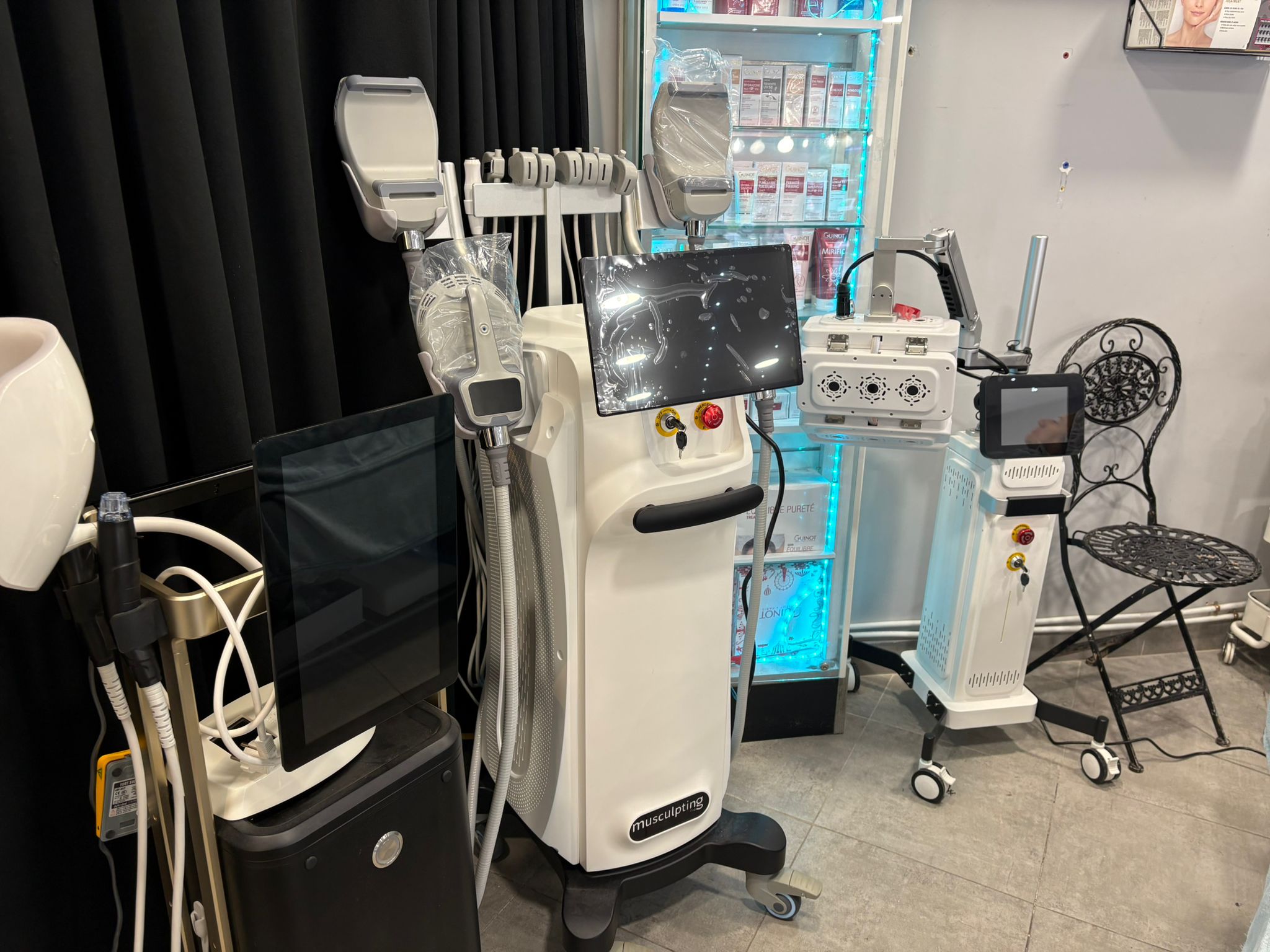 Soin visage au salon Beauté Paris